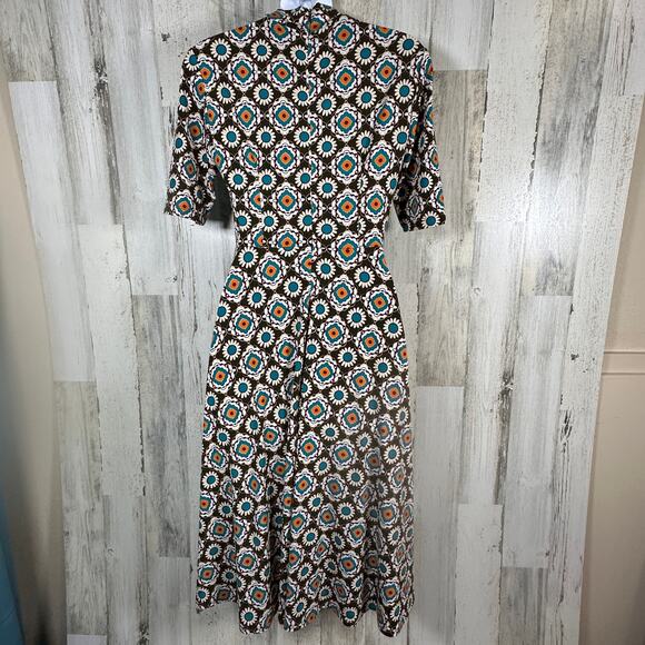 Donna Morgan Moroccan Floral Dress 0 | Sleeveless | Stretch | Knee Length - Picture 2 of 9